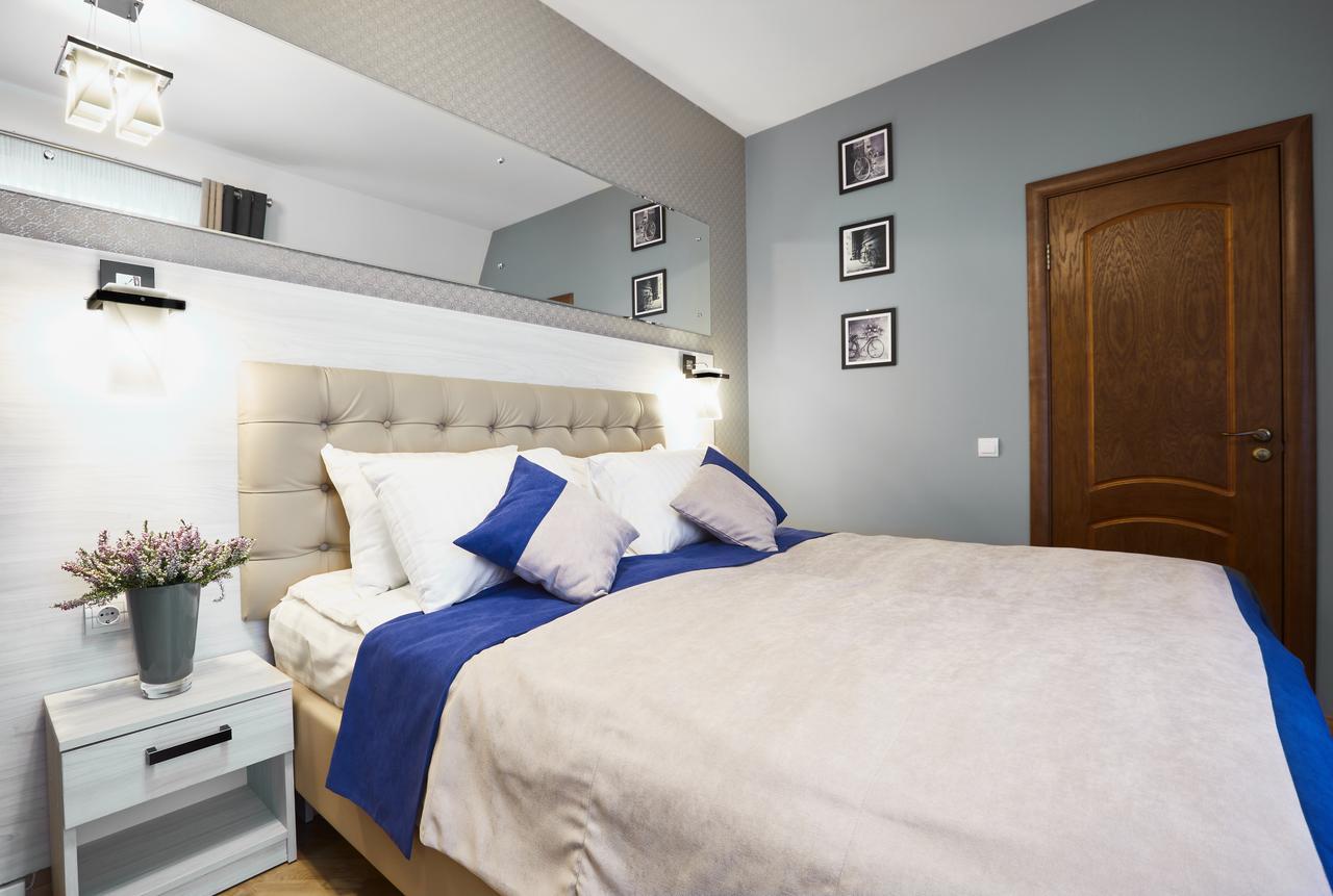 Antares Apart Hotel Lviv Extérieur photo