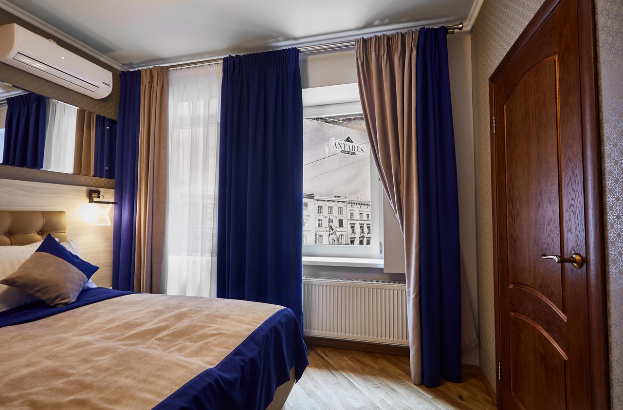 Antares Apart Hotel Lviv Extérieur photo